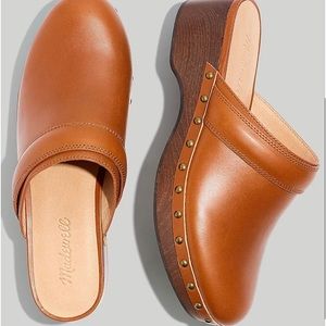 Madewell Cecile clog. Worn once🙂 selling for $168 on website.